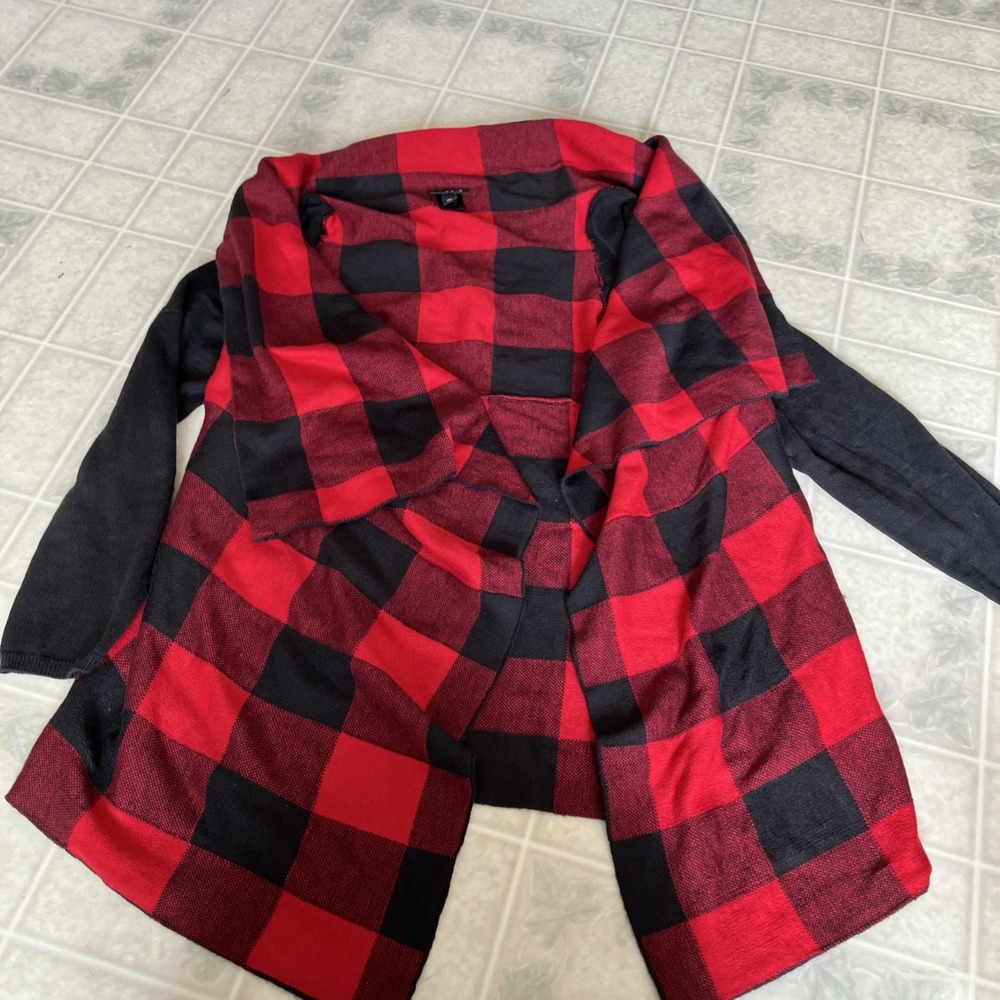 Torrid Drape Front Cardigan Black Red Buffalo Check Waterfall Size 00 Cozy Fall